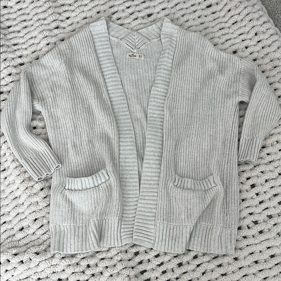 Hollister Sweaters - Hollister Cozy Oatmeal Cardigan